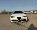 Білий Альфа Ромео Джулія, об'ємом двигуна 2 л та пробігом 89 тис. км за 23000 $, фото 1 на Automoto.ua