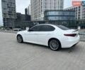 Белый Альфа Ромео Джулия, объемом двигателя 2 л и пробегом 51 тыс. км за 16500 $, фото 1 на Automoto.ua