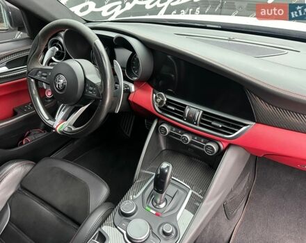 Белый Альфа Ромео Джулия, объемом двигателя 2.89 л и пробегом 72 тыс. км за 38500 $, фото 25 на Automoto.ua