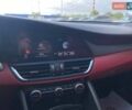 Білий Альфа Ромео Джулія, об'ємом двигуна 2 л та пробігом 48 тис. км за 22900 $, фото 23 на Automoto.ua