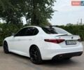 Белый Альфа Ромео Джулия, объемом двигателя 2 л и пробегом 98 тыс. км за 17999 $, фото 6 на Automoto.ua