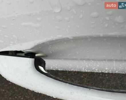 Белый Альфа Ромео Джулия, объемом двигателя 2 л и пробегом 59 тыс. км за 23490 $, фото 10 на Automoto.ua