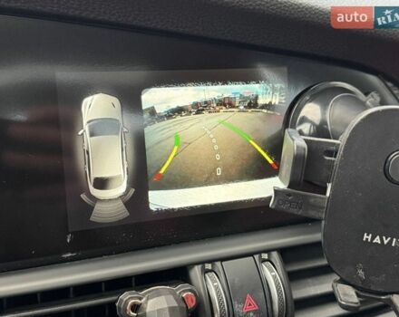 Белый Альфа Ромео Джулия, объемом двигателя 2 л и пробегом 59 тыс. км за 23490 $, фото 29 на Automoto.ua