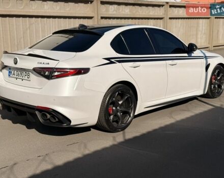 Білий Альфа Ромео Джулія, об'ємом двигуна 2.89 л та пробігом 68 тис. км за 47000 $, фото 3 на Automoto.ua