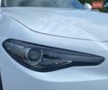 Білий Альфа Ромео Джулія, об'ємом двигуна 2 л та пробігом 48 тис. км за 22900 $, фото 4 на Automoto.ua