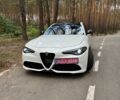Белый Альфа Ромео Джулия, объемом двигателя 2 л и пробегом 110 тыс. км за 17499 $, фото 5 на Automoto.ua