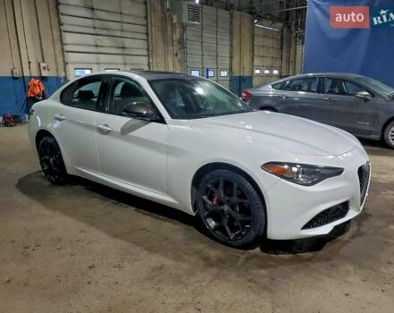 Белый Альфа Ромео Джулия, объемом двигателя 0 л и пробегом 123 тыс. км за 3400 $, фото 3 на Automoto.ua