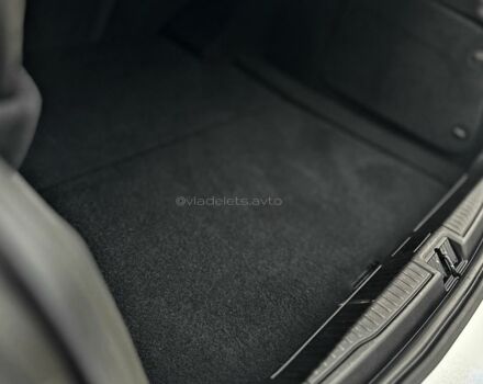 Білий Альфа Ромео Джулія, об'ємом двигуна 2 л та пробігом 109 тис. км за 19999 $, фото 16 на Automoto.ua