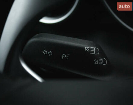 Білий Альфа Ромео Джулія, об'ємом двигуна 2 л та пробігом 21 тис. км за 25000 $, фото 28 на Automoto.ua