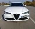 Белый Альфа Ромео Джулия, объемом двигателя 2.2 л и пробегом 31 тыс. км за 22500 $, фото 1 на Automoto.ua