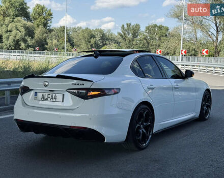 Альфа Ромео Джулия 2019 в Чернигове на Automoto.ua Белый Альфа Ромео Джулия, объемом двигателя 2 л и пробегом 67 тыс. км за 25700 $, фото 8 на Automoto.ua