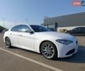 Белый Альфа Ромео Джулия, объемом двигателя 2.2 л и пробегом 31 тыс. км за 22500 $, фото 8 на Automoto.ua