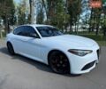 Білий Альфа Ромео Джулія, об'ємом двигуна 2 л та пробігом 95 тис. км за 19500 $, фото 3 на Automoto.ua