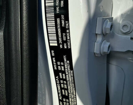 Білий Альфа Ромео Джулія, об'ємом двигуна 2 л та пробігом 103 тис. км за 22900 $, фото 37 на Automoto.ua