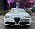 Белый Альфа Ромео Джулия, объемом двигателя 2 л и пробегом 105 тыс. км за 17990 $, фото 2 на Automoto.ua