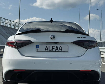 Альфа Ромео Джулия 2019 в Чернигове на Automoto.ua Белый Альфа Ромео Джулия, объемом двигателя 2 л и пробегом 67 тыс. км за 25700 $, фото 14 на Automoto.ua