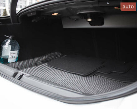 Білий Альфа Ромео Джулія, об'ємом двигуна 2 л та пробігом 21 тис. км за 25000 $, фото 39 на Automoto.ua