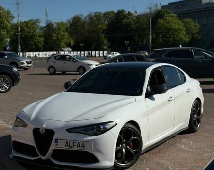 Альфа Ромео Джулия 2019 в Чернигове на Automoto.ua Белый Альфа Ромео Джулия, объемом двигателя 2 л и пробегом 67 тыс. км за 25700 $, фото 52 на Automoto.ua