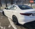 Білий Альфа Ромео Джулія, об'ємом двигуна 2 л та пробігом 78 тис. км за 23900 $, фото 7 на Automoto.ua