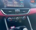 Белый Альфа Ромео Джулия, объемом двигателя 2 л и пробегом 47 тыс. км за 27999 $, фото 22 на Automoto.ua