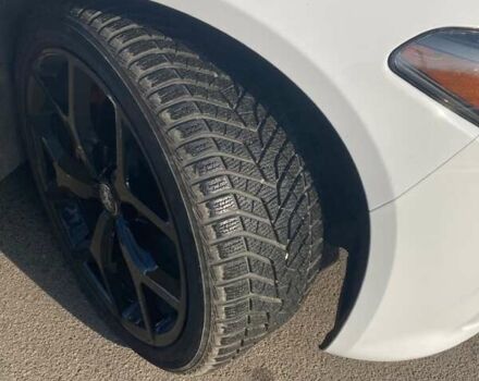 Белый Альфа Ромео Джулия, объемом двигателя 2 л и пробегом 73 тыс. км за 25900 $, фото 12 на Automoto.ua