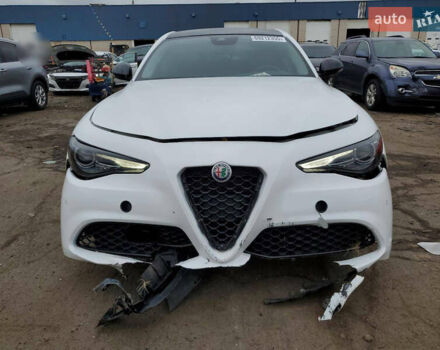 Альфа Ромео Джулія 2020 у Києві на Automoto.ua Білий Альфа Ромео Джулія, об'ємом двигуна 2 л та пробігом 50 тис. км за 18650 $, фото 3 на Automoto.ua