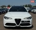 Белый Альфа Ромео Джулия, объемом двигателя 2 л и пробегом 125 тыс. км за 21900 $, фото 2 на Automoto.ua
