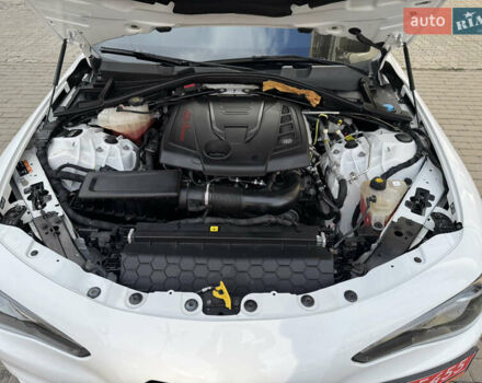 Белый Альфа Ромео Джулия, объемом двигателя 2 л и пробегом 110 тыс. км за 25000 $, фото 39 на Automoto.ua