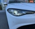 Білий Альфа Ромео Джулія, об'ємом двигуна 2 л та пробігом 47 тис. км за 25700 $, фото 13 на Automoto.ua