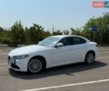 Белый Альфа Ромео Джулия, объемом двигателя 2 л и пробегом 62 тыс. км за 24000 $, фото 2 на Automoto.ua