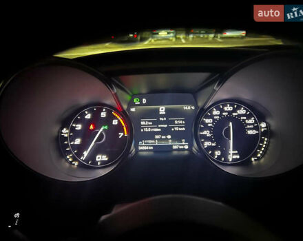 Белый Альфа Ромео Джулия, объемом двигателя 2 л и пробегом 35 тыс. км за 30000 $, фото 18 на Automoto.ua