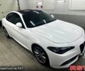 Белый Альфа Ромео Джулия, объемом двигателя 2 л и пробегом 35 тыс. км за 27000 $, фото 4 на Automoto.ua