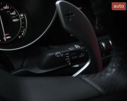 Белый Альфа Ромео Джулия, объемом двигателя 2 л и пробегом 28 тыс. км за 25000 $, фото 28 на Automoto.ua