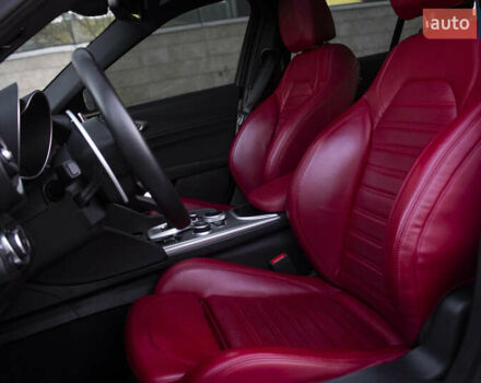 Белый Альфа Ромео Джулия, объемом двигателя 2 л и пробегом 28 тыс. км за 25000 $, фото 10 на Automoto.ua