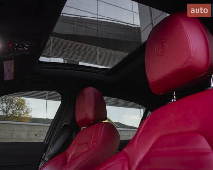 Белый Альфа Ромео Джулия, объемом двигателя 2 л и пробегом 28 тыс. км за 25000 $, фото 11 на Automoto.ua