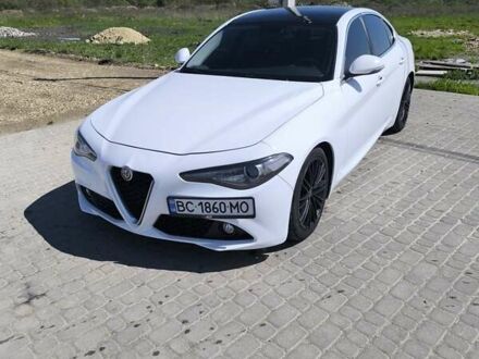 Альфа Ромео Джулія 2017 у Львові на Automoto.ua Білий Альфа Ромео Джулія, об'ємом двигуна 2 л та пробігом 130 тис. км за 17500 $, фото 1 на Automoto.ua
