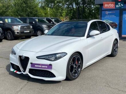 Альфа Ромео Джулія 2018 у Дніпро (Дніпропетровську) на Automoto.ua Білий Альфа Ромео Джулія, об'ємом двигуна 2 л та пробігом 48 тис. км за 22900 $, фото 1 на Automoto.ua
