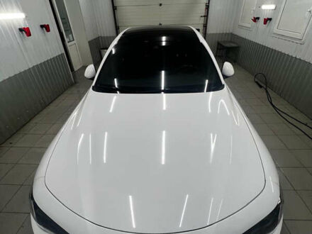 Белый Альфа Ромео Джулия, объемом двигателя 2 л и пробегом 35 тыс. км за 30000 $, фото 1 на Automoto.ua