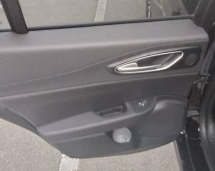 Чорний Альфа Ромео Джулія, об'ємом двигуна 2 л та пробігом 135 тис. км за 22000 $, фото 14 на Automoto.ua