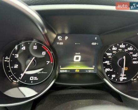 Чорний Альфа Ромео Джулія, об'ємом двигуна 2 л та пробігом 62 тис. км за 20500 $, фото 51 на Automoto.ua