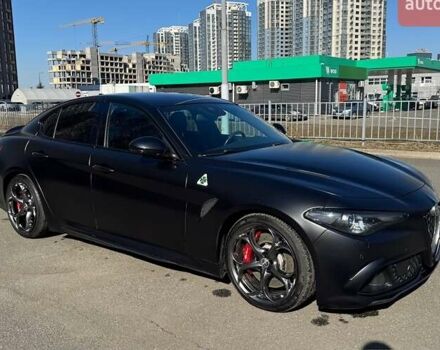 Чорний Альфа Ромео Джулія, об'ємом двигуна 2.9 л та пробігом 63 тис. км за 38500 $, фото 6 на Automoto.ua