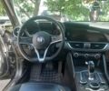 Чорний Альфа Ромео Джулія, об'ємом двигуна 2 л та пробігом 191 тис. км за 20900 $, фото 9 на Automoto.ua