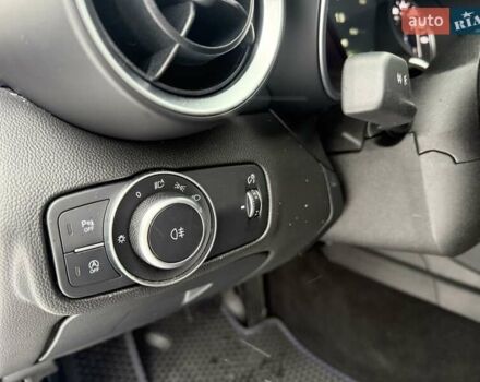 Чорний Альфа Ромео Джулія, об'ємом двигуна 2 л та пробігом 62 тис. км за 20500 $, фото 31 на Automoto.ua