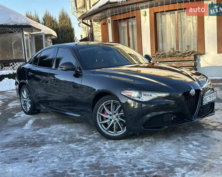 Черный Альфа Ромео Джулия, объемом двигателя 2 л и пробегом 78 тыс. км за 17500 $, фото 10 на Automoto.ua