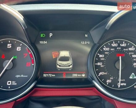 Чорний Альфа Ромео Джулія, об'ємом двигуна 2.9 л та пробігом 63 тис. км за 38500 $, фото 38 на Automoto.ua