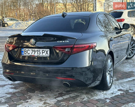 Черный Альфа Ромео Джулия, объемом двигателя 2 л и пробегом 78 тыс. км за 17500 $, фото 9 на Automoto.ua