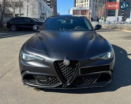 Чорний Альфа Ромео Джулія, об'ємом двигуна 2.9 л та пробігом 63 тис. км за 38500 $, фото 5 на Automoto.ua