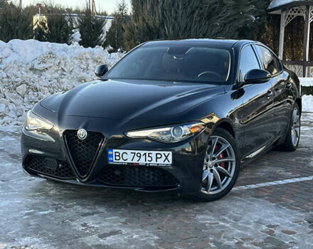 Черный Альфа Ромео Джулия, объемом двигателя 2 л и пробегом 78 тыс. км за 17500 $, фото 1 на Automoto.ua