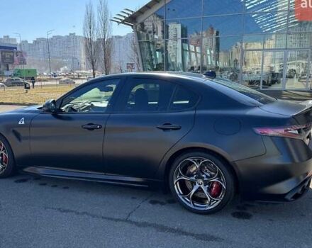 Чорний Альфа Ромео Джулія, об'ємом двигуна 2.9 л та пробігом 63 тис. км за 38500 $, фото 15 на Automoto.ua