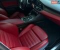 Черный Альфа Ромео Джулия, объемом двигателя 2 л и пробегом 117 тыс. км за 21999 $, фото 30 на Automoto.ua